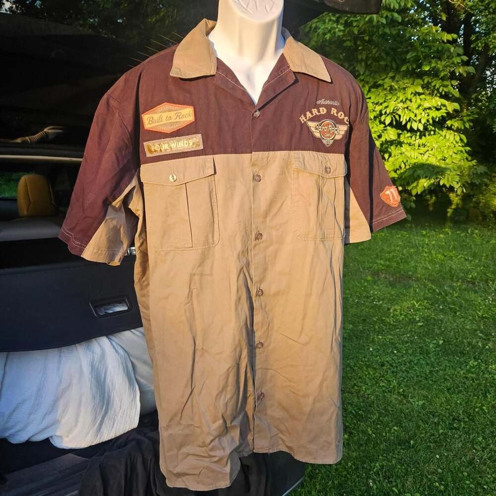 Hard Rock Guitar Company Y2K Two-Tone Embroidered Button-Down Shirt XXL
